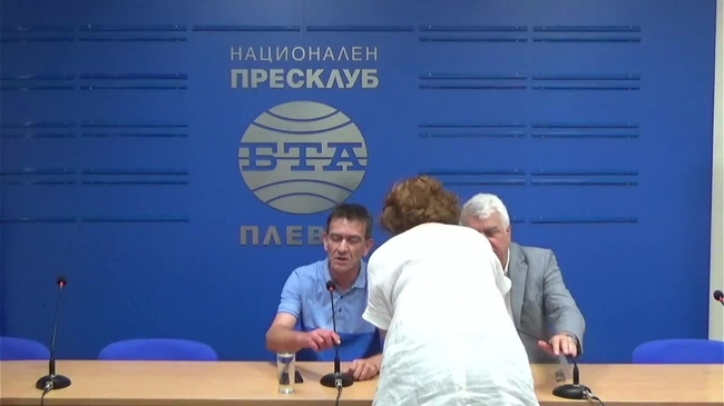 Пресконференция на проф. Румен Гечев в Плевен