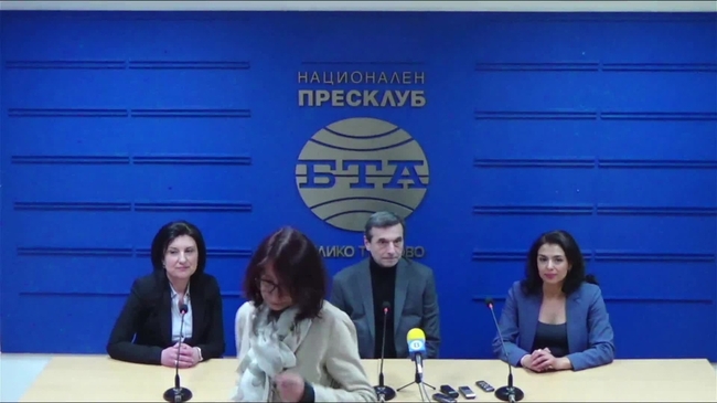 Пресконференция на президента на КТ “Подкрепа“ Димитър Манолов и членове на синдиката