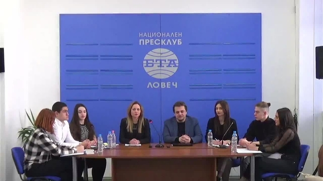 БТА и ПЕГ "Екзарх Йосиф Първи" организираха дебат за Васил Левски