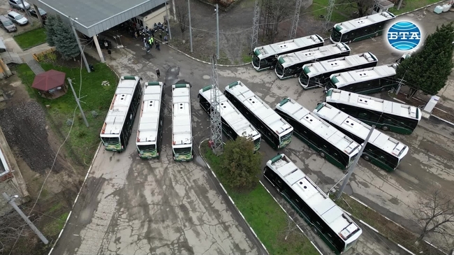 В Стара Загора представиха първите модерни електробуси, с които ще бъде обновен градският транспорт в града