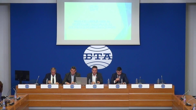 Българският лекарски съюз представя модел на мотивационно възнаграждение на лекарския персонал. 