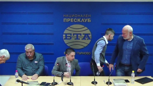 Пресконференция на проф. Николай Овчаров и проф. Пламен Павлов по въпроси, свързани със Северна Македония