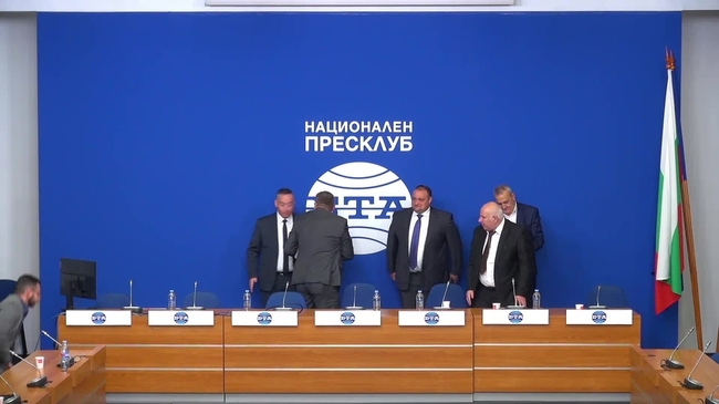 Подписване на договор за партньорство между Българската телеграфна агенция /БТА/ и Националната асоциация на председателите на общински съвети в Република България