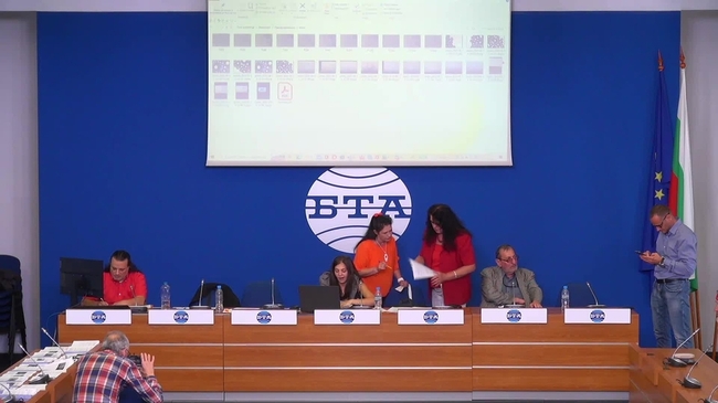 Пресконференция на „Съюз на пенсионерите – 2004 обединени“ на тема „Странични реакции от ваксините за „Covid -19“ с участието на компетентни специалисти и други неправителствени организации.