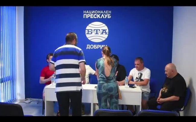 Пресконференция на журито на Националния фестивал на ученическите и младежките рок групи в Добрич