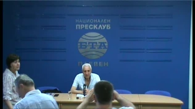 Пресконференция по повод 72-рия Парад на модата в Плевен на режисьора Георги Ангелов