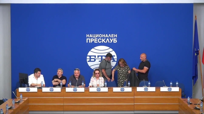 Представяне на Инициатива за национална подписка срещу задължителния машинен вот и за правото да се гласува по избор – с хартиена бюлетина или машини.