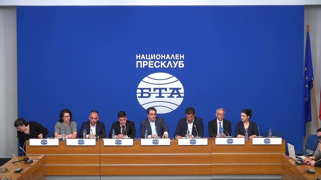 Пресконференция на „Продължаваме промяната“
