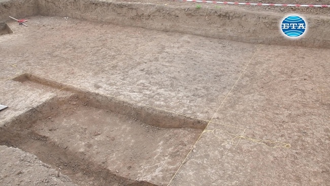 При тазгодишното проучване в района източния некропол на "Сборяново" са установени интересни вкопани структури