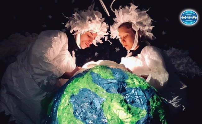 Новаторският спектакъл "Въздух" бе представен премиерно във Видинския куклен театър