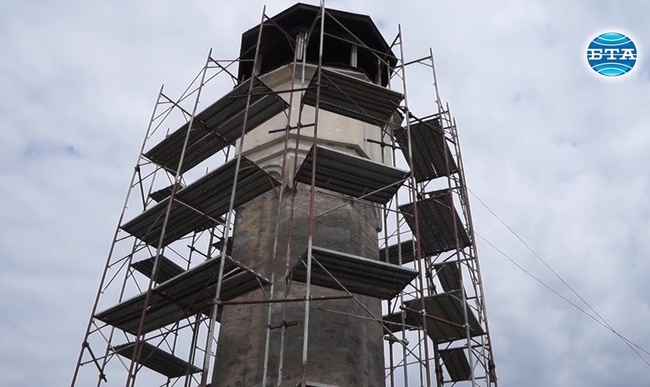 Ремонтират часовниковата кула на Сахат тепе в Пловдив