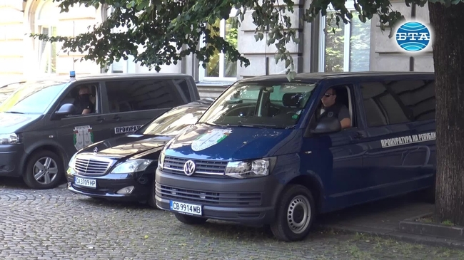 Румен Радев: От всички нас зависи да изхвърлим мафията от изпълнителната власт и прокуратурата