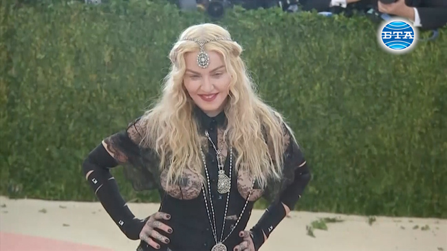 Мадона ще режисира своя автобиографичен филм 