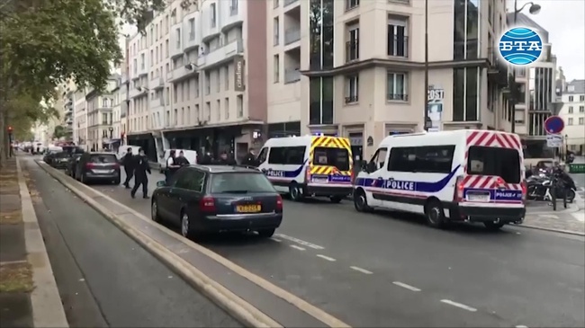 Париж - атака с ножове