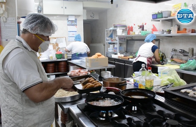 Механа в Орешак предоставя безплатен обяд за медиците на първа линия в Троян