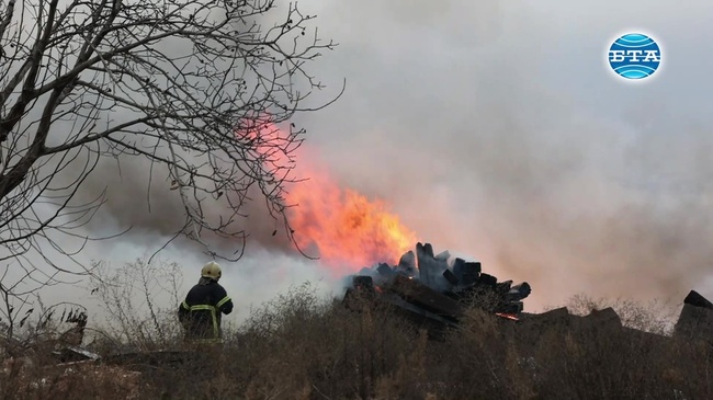 Пожар горя край гара Казичене 
