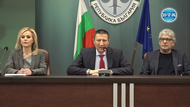 Брифинг във връзка с пътния инцидент на автомагистрала "Струма"