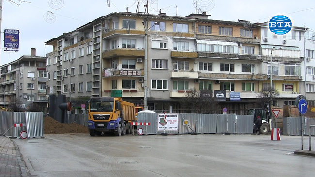 Ремонт затваря главната улица на Велико Търново