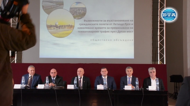 Ръководителите на държавни предприятия с лоши резултати няма нужда да чакат да им поискам оставките, заяви в Русе министър Събев