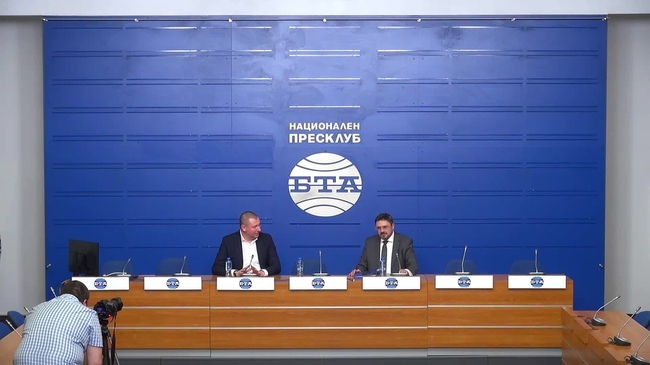 Подписване на договор между Българската телеграфна агенция /БТА/ и «Информационно обслужване» АД