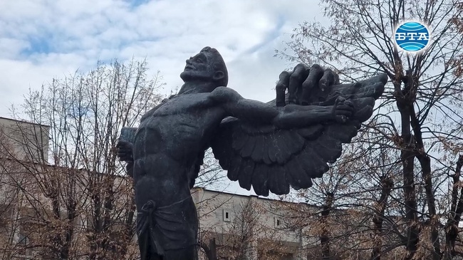 За паметника на Завистта и българската народопсихология