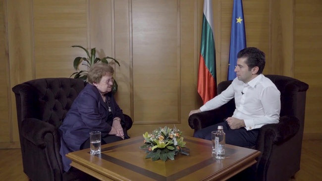 Разговор на премиера Кирил Петков с вирусолога проф. Радка Аргирова