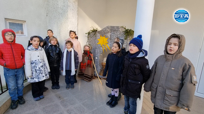 Рождество Христово в ловешкото Частно начално училище "Св. Седмочисленици"