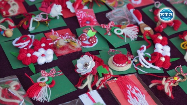 Инициативата „Купи мартеница – дари надежда“ осъществяват  в Каварна