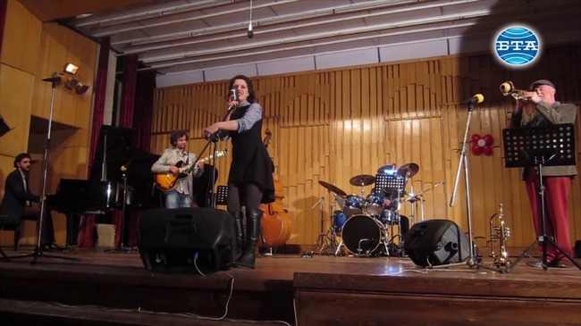 Концерт под мотото "Да, на джаза в Плевен" представиха тромпетистът Венци Благоев и приятели