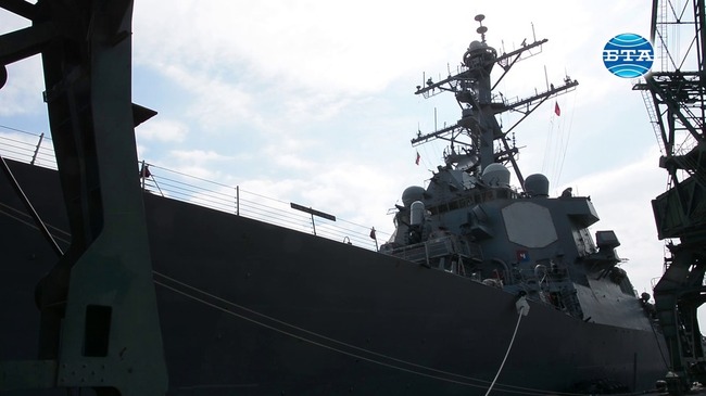 Развитие на сътрудничеството със съюзниците е целта на посещението на американския кораб USS ROSS във Варна