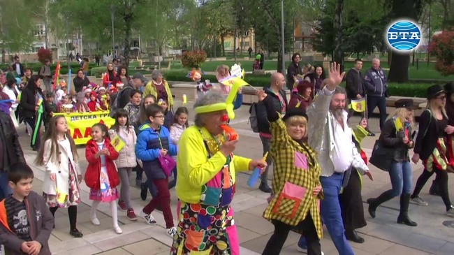 С шествие започна 21-ият национален куклено-театрален фестивал "Михаил Лъкатник" в Ямбол