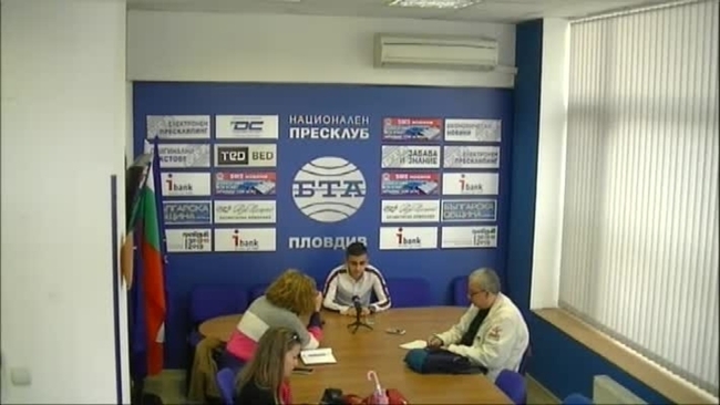 Благотворителна кампания ще зарадва с козунак около 360 пенсионери от страната