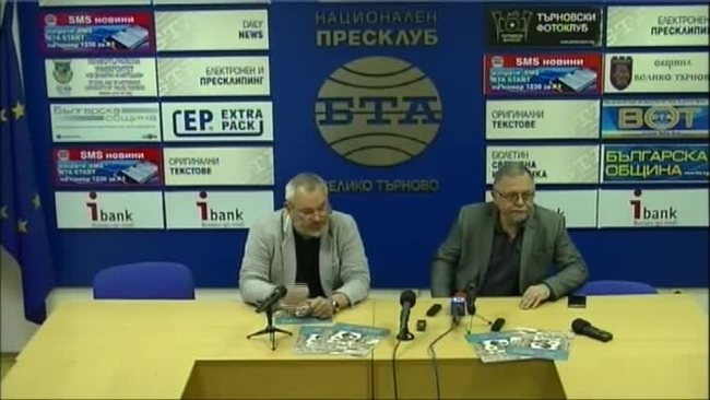 Представяне на книгата "По вълните на времето" от издателя Нейко Генчев, свързана с предстоящата изложба на проф. Пламен Легкоступ "60 х 60"