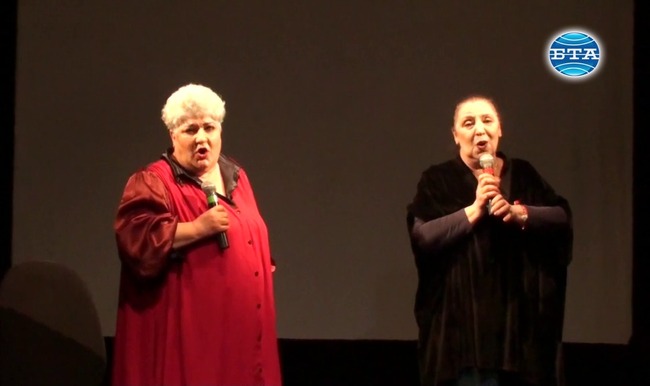 С премиерата на "Театър, моя любов" смолянският театър отбелязва 40 години сценична дейност на Емилия Ованесян и Искра Йосифова