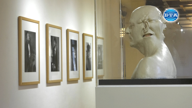 "Зад кулисите" с Ян Фабър