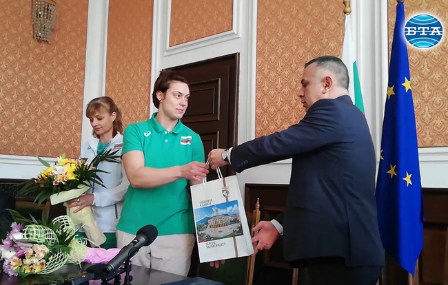 Сбъднах мечтата си, но не смятам себе си за успял човек, каза европейската шампионка Радослава Мавродиева