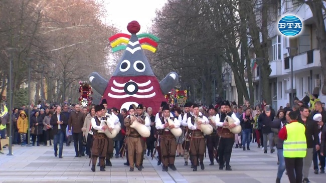 В Ямбол се провежда 20-тото издание на Международния маскараден фестивал "Кукерландия - 2019" 