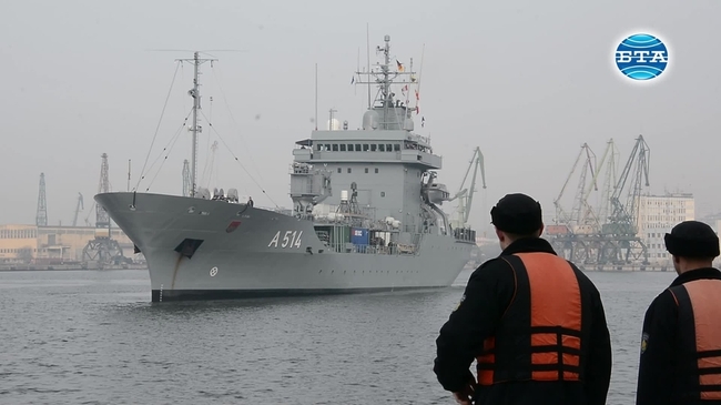 Кораби от Втората постоянна противоминна група на НАТО са на посещение във Варна
