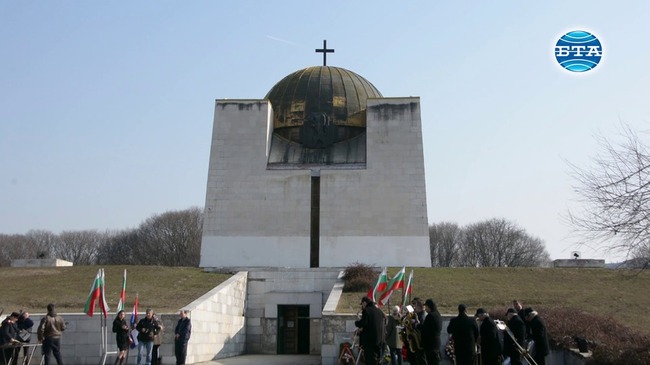 Русе отбелязва днес 141 години от освобождението си