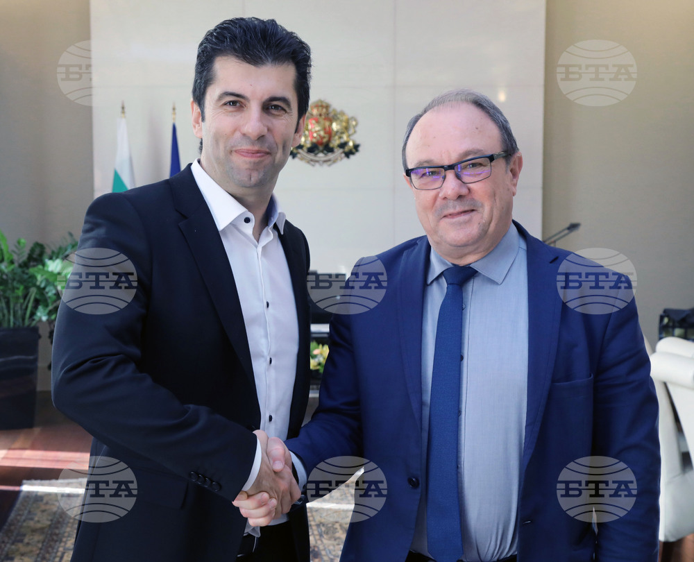 Кирил Петков - Юлиан Ревалски - среща