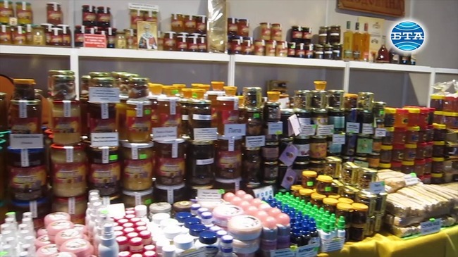 В Плевен започна 17-ото издание на Международното изложение "Пчеларство 2019"