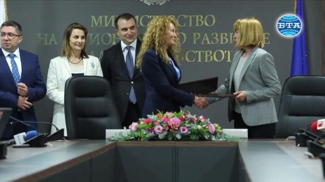 Двадесет и шест училища и детски градини в столицата ще бъдат ремонтирани със средства по ОПРР