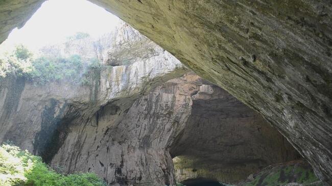 Деветашката пещера се радва на все по-голям посетителски интерес