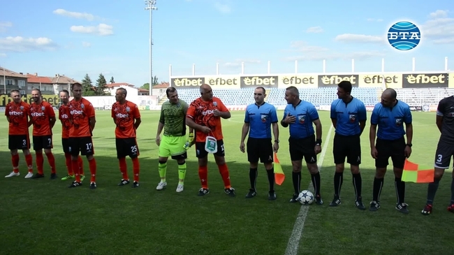 Футболният клуб "Витоша" (Бистрица) спечели титлата при ветераните