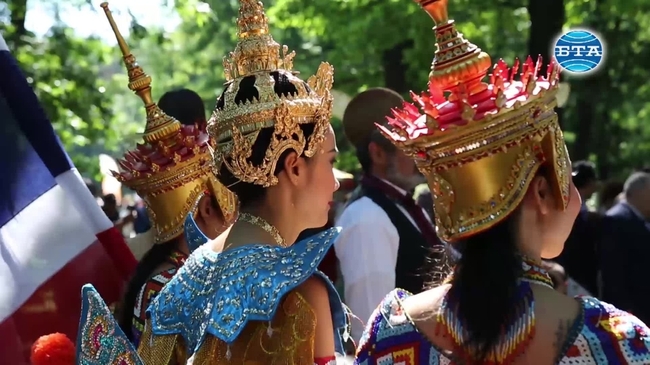 Държавният глава Румен Радев даде началото на второто издание на фестивала на азиатската култура "Цветовете на традициите"