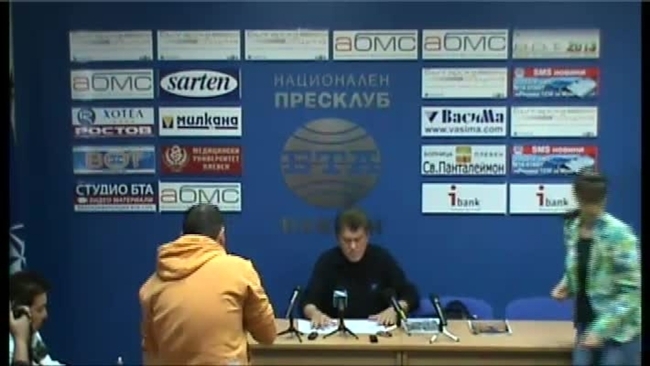 Пресконференция на ЛЮБОМИР ДЯКОВСКИ – директор на Плевенска филхармония, за суперпродукцията на  "АИДА" в летен театър "КАЙЛЪКА" - ПЛЕВЕН.