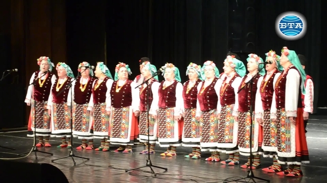 Национален преглед на фолклорните ансамбли в Добрич