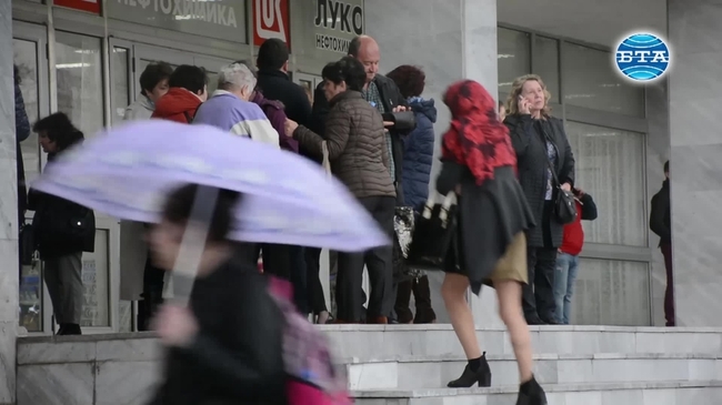 Васил Михайлов отбеляза своята 80-годишнина в Бургас със спектакъла "Завещанието на целомъдрения женкар"