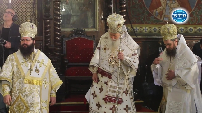 Патриарх Неофит оглави празничното богослужението за Второ Възкресение
