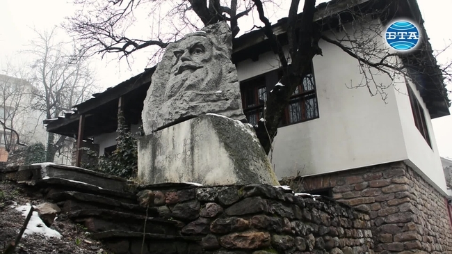 Изложба по повод 140 години от рождението на проф. Андрей Николов във Враца